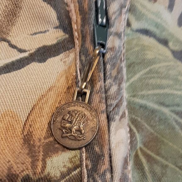 Ozark Trail Mens Camoflauge Vest - Picture 5 of 13